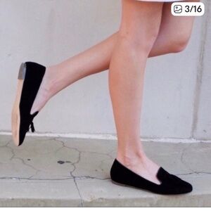 New J. Crew  Black Suede Tassel Loafers Size 9.